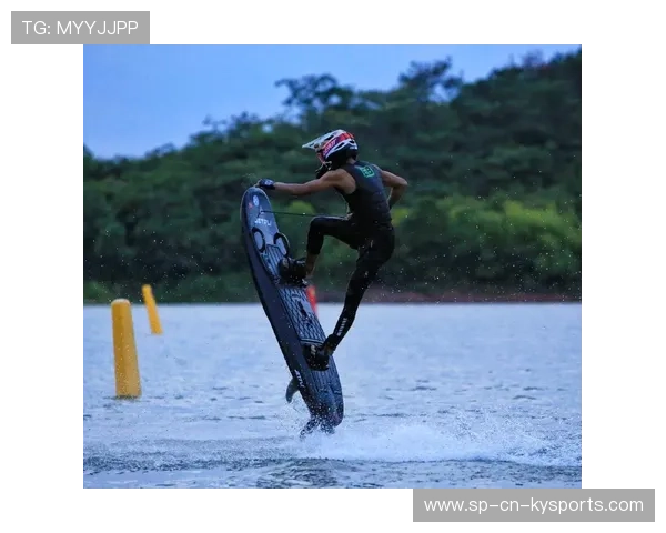 _水上飞跃：冲浪与极限运动的新结合_，水上冲浪是什么意思