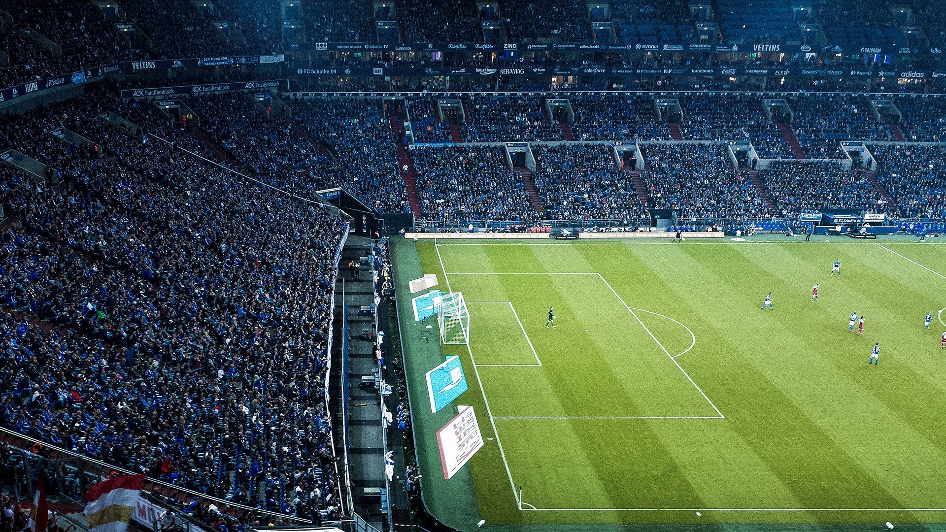 “在高新区全民健身馆，壁球场上没有‘慢’字，只有‘快’与‘准’！”